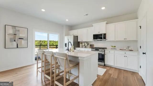 46 Sanborne View Drive Property Photo 8