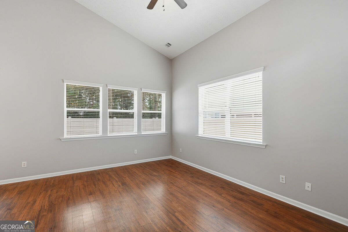 303 Hiawassee Drive Property Photo 10