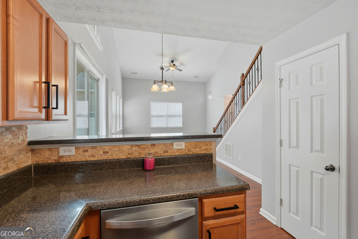 303 Hiawassee Drive Property Photo 18