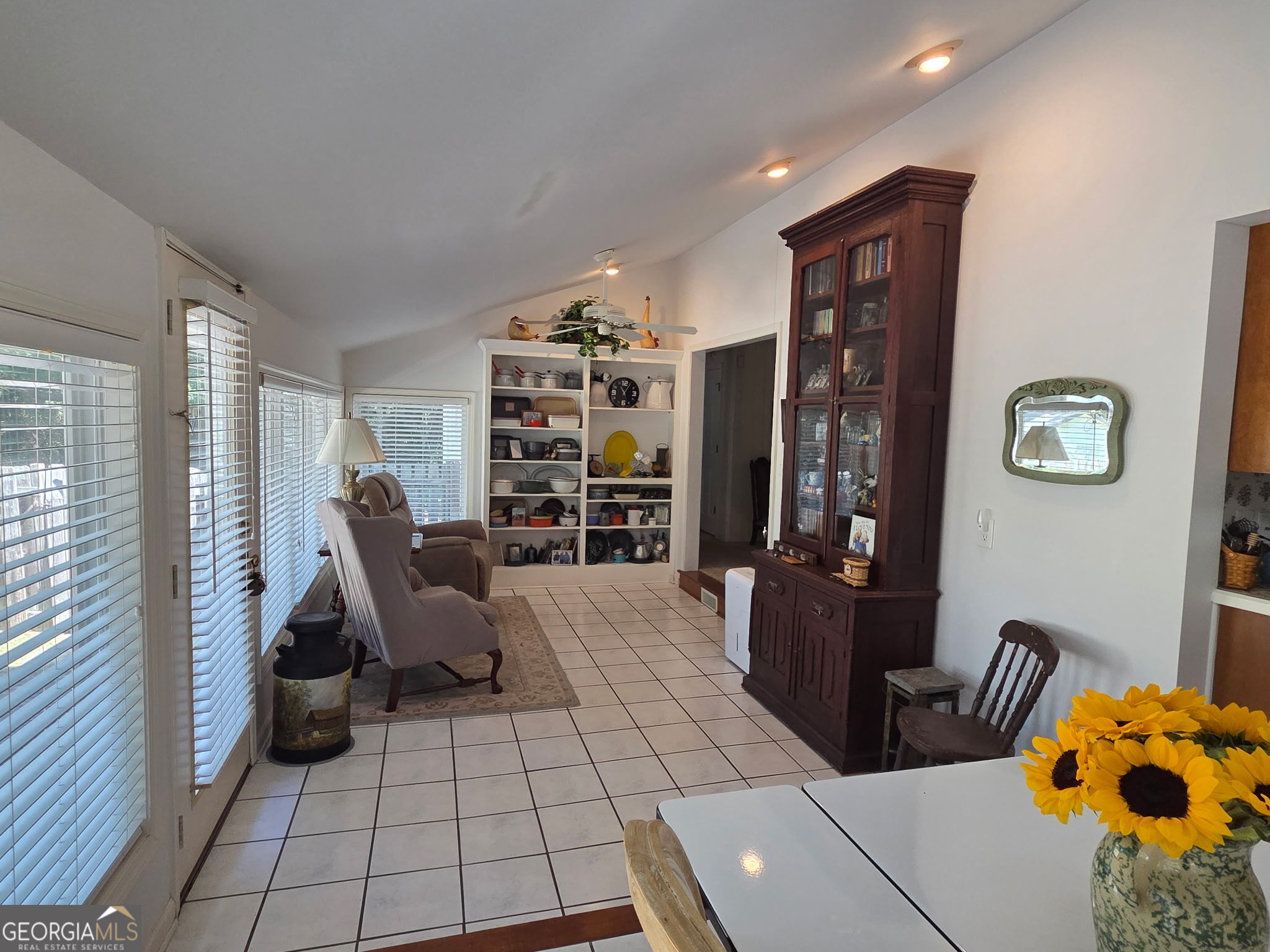 8 Rover Rd Property Photo 15