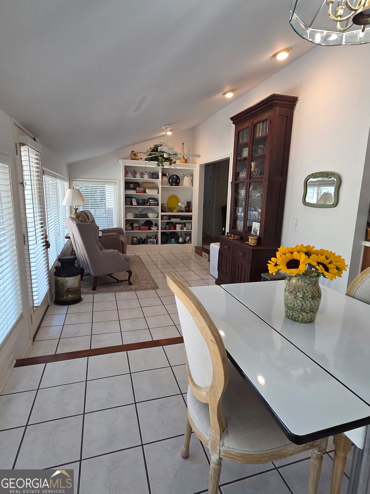 8 Rover Rd Property Photo 16