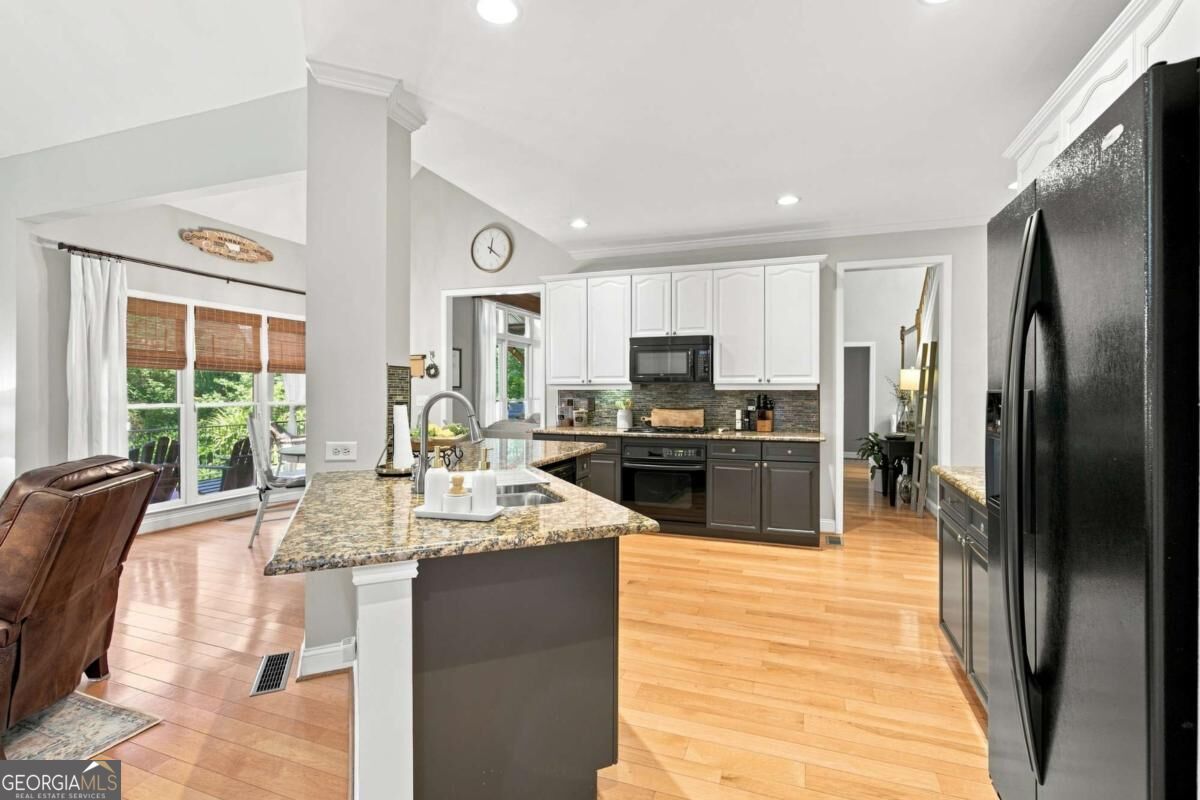 134 Birmingham Walk Property Photo 9