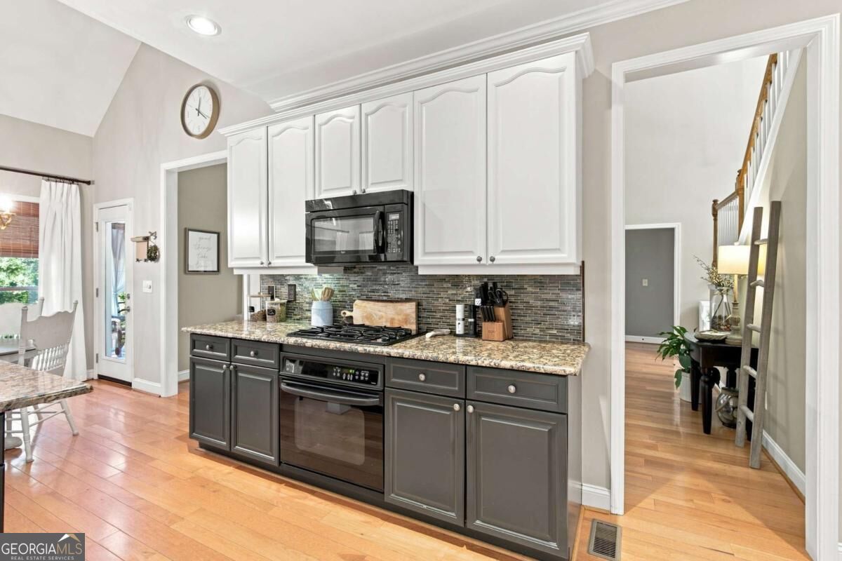 134 Birmingham Walk Property Photo 11