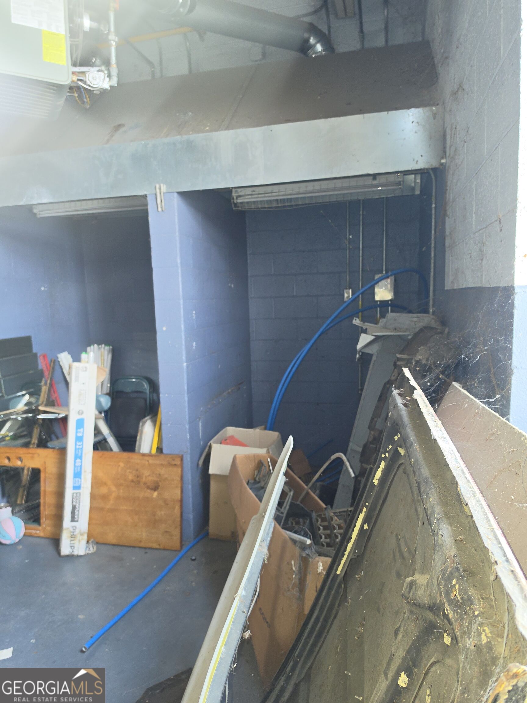 907 N Pierce Street Property Photo 12