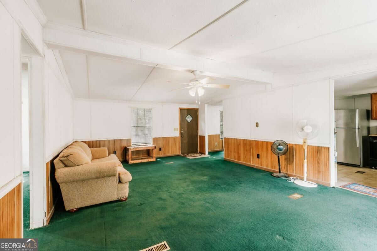 111 Johnson Rd Property Photo 4
