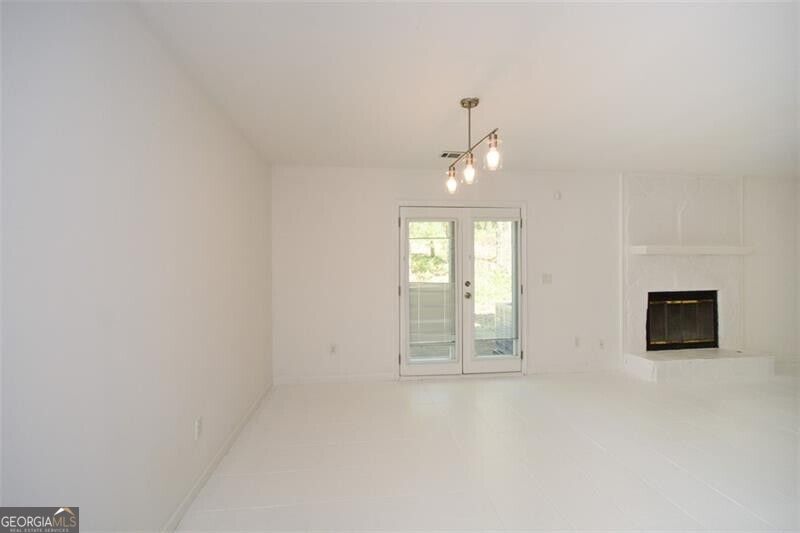160 Timber Creek Lane Sw Property Photo 9