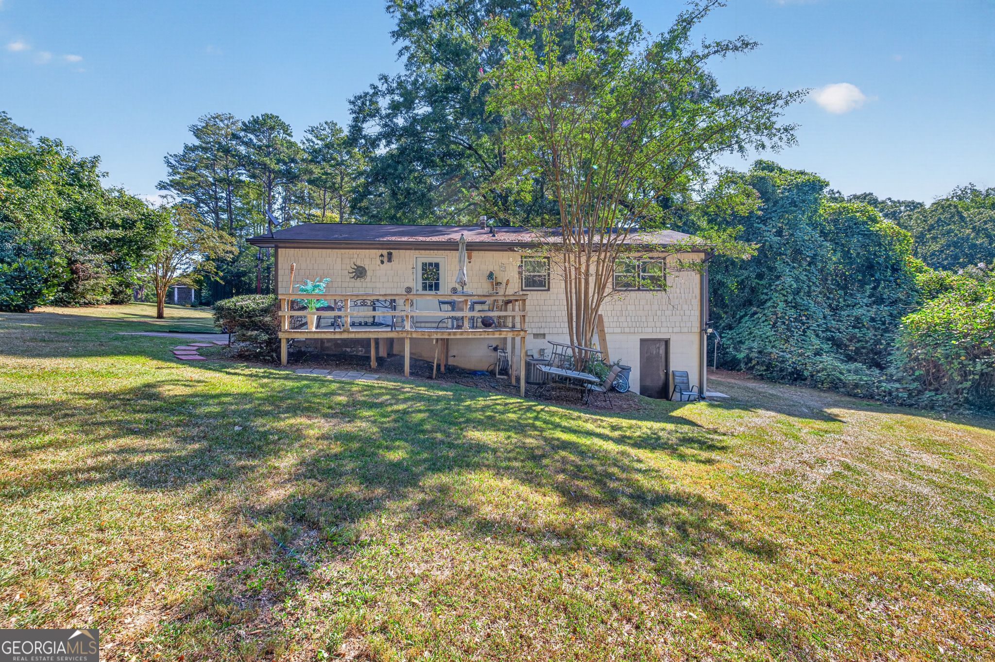 177 Dickson Drive Property Photo 15