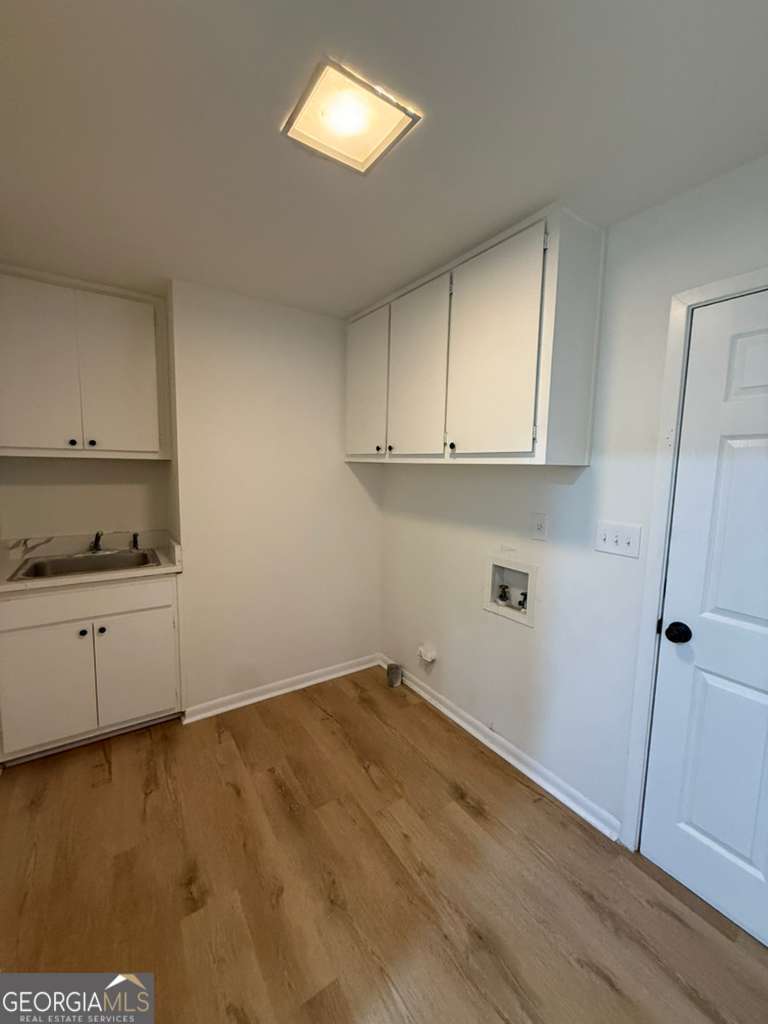 352 N Peak Drive Property Photo 4