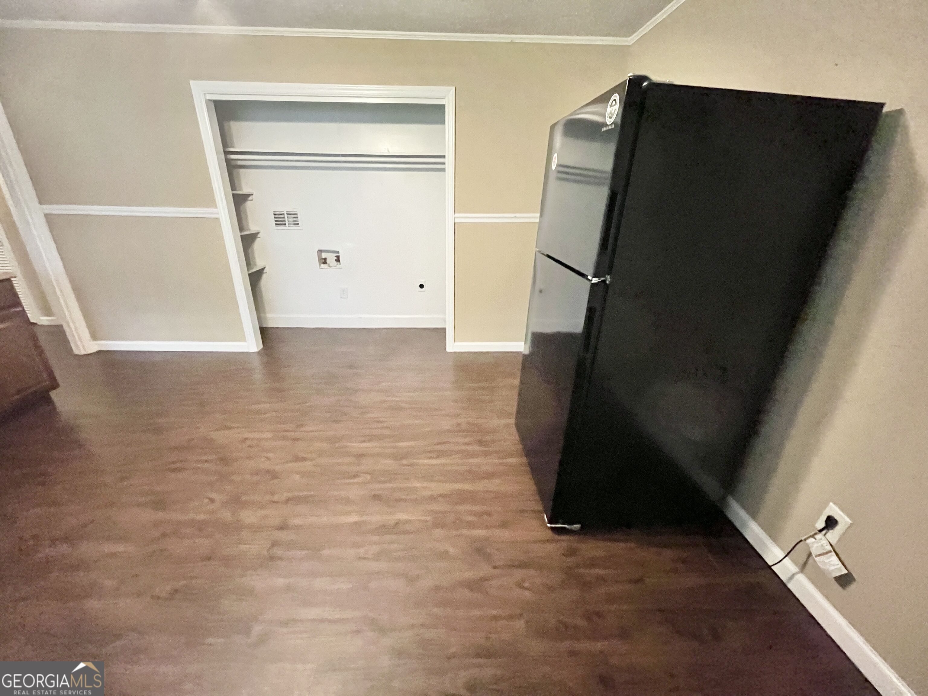 4415 Oak Street # B Property Photo 7