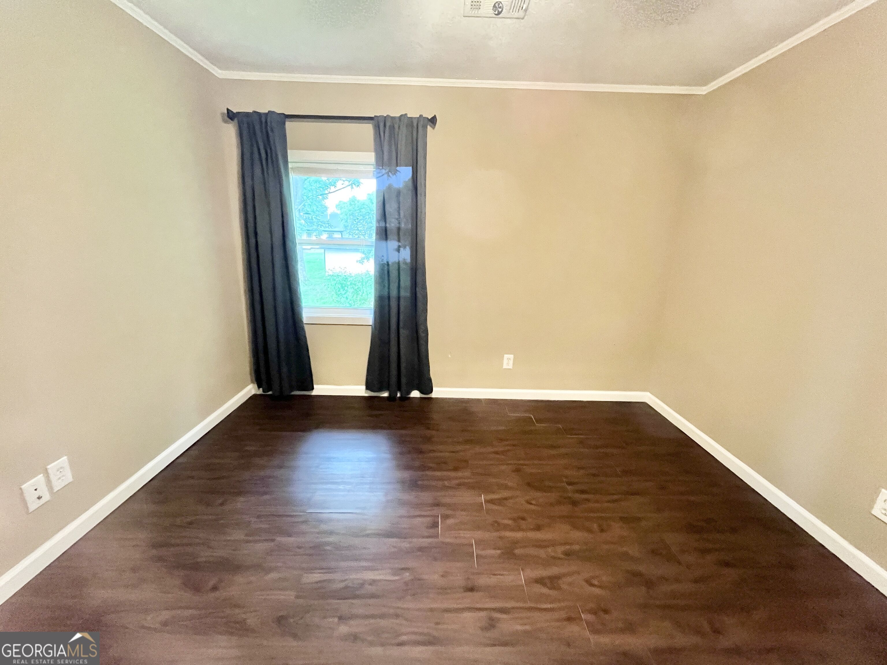 4415 Oak Street # B Property Photo 11