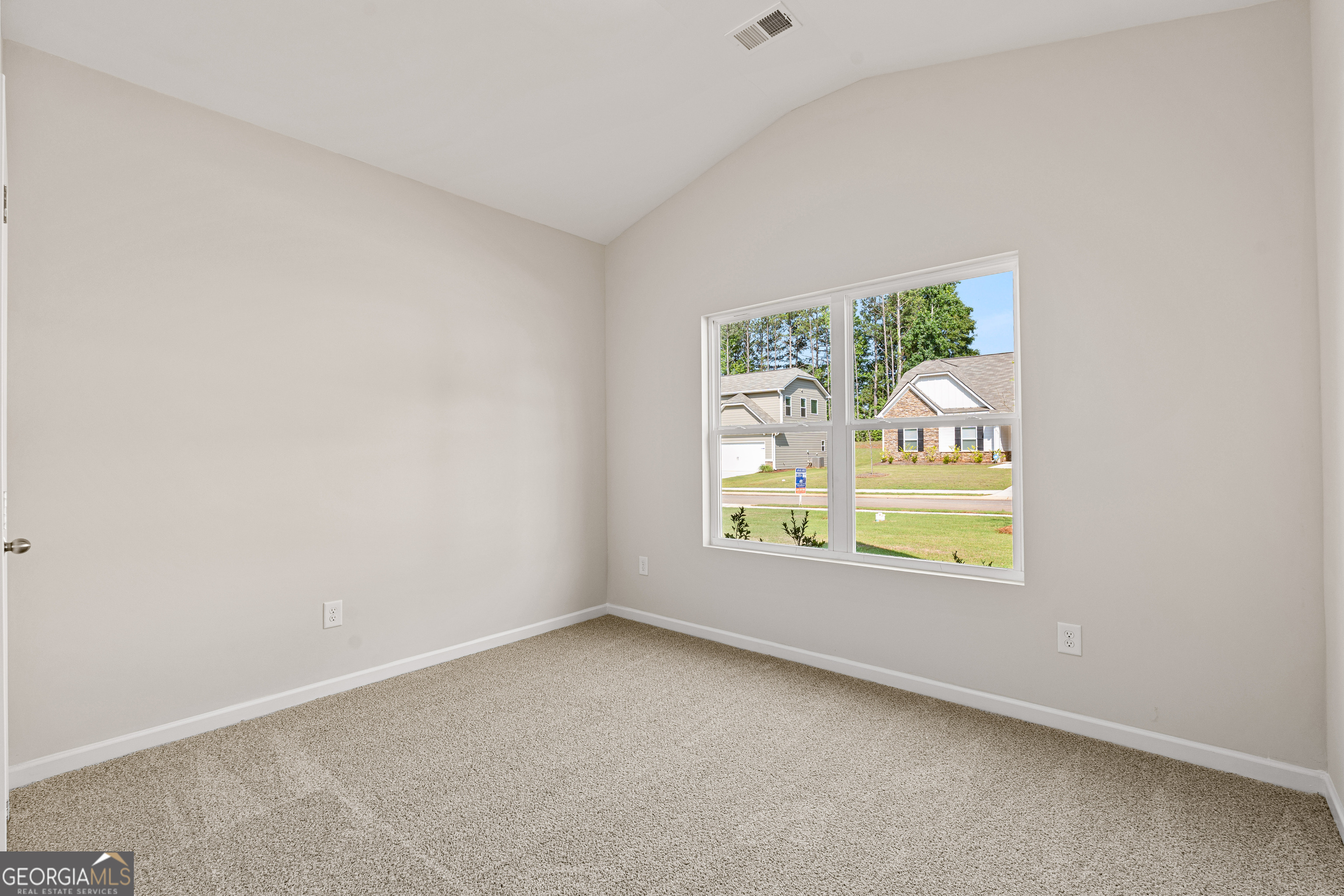 495 Charleston Place Property Photo 5
