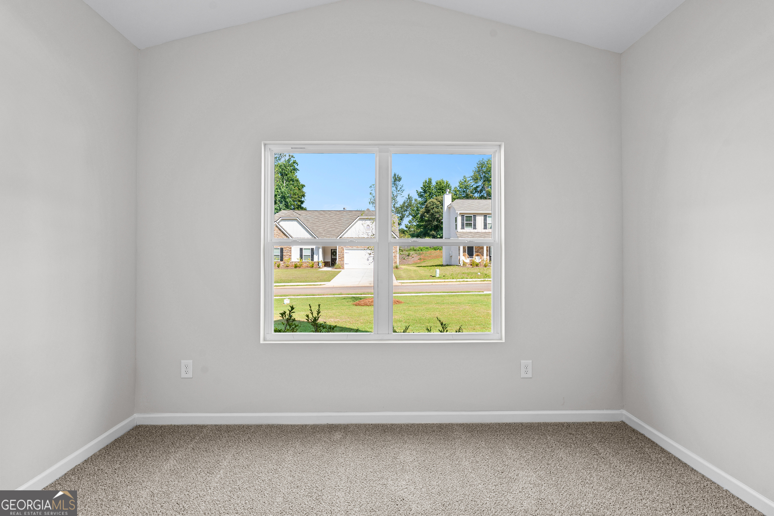 495 Charleston Place Property Photo 6