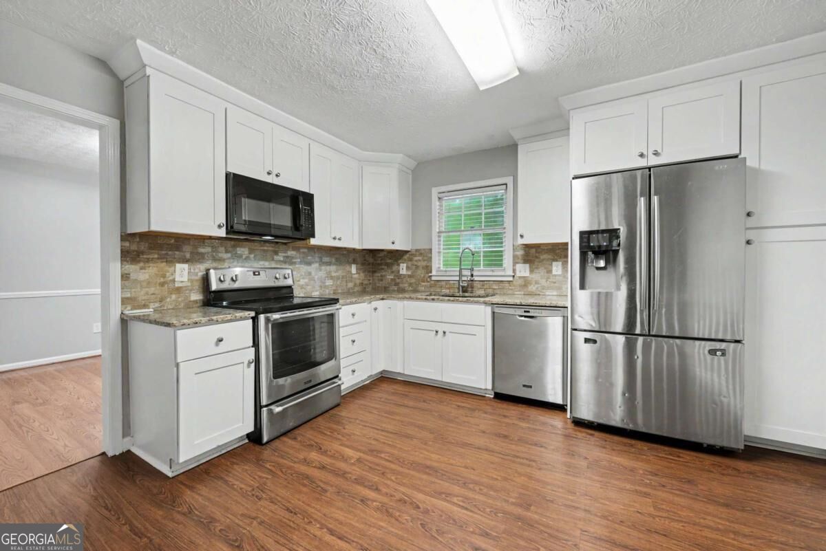 4732 Hickory Court Sw Property Photo 6