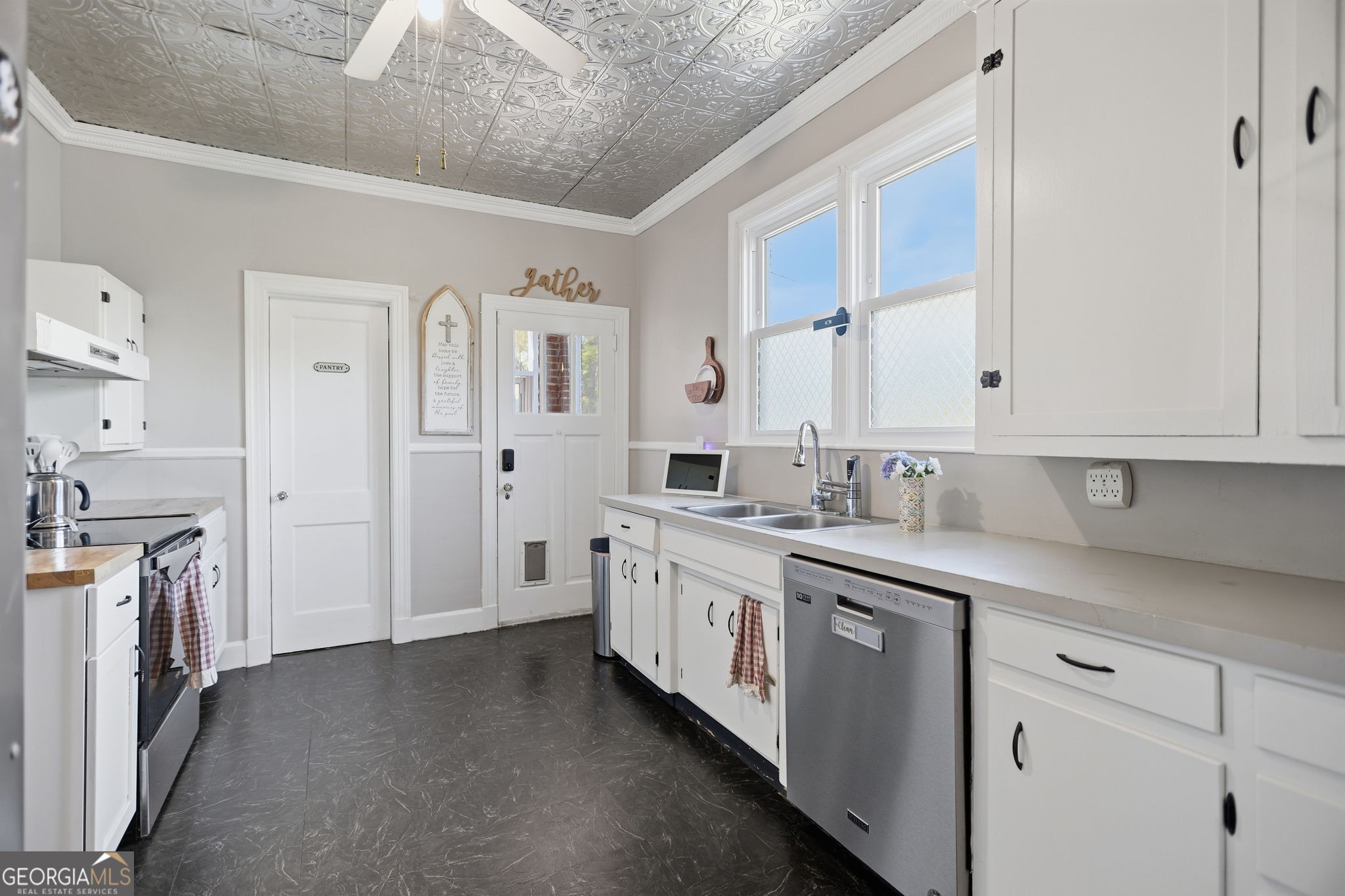 101 High Street Property Photo 13