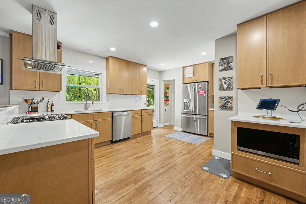 747 Starlight Court Property Photo 10