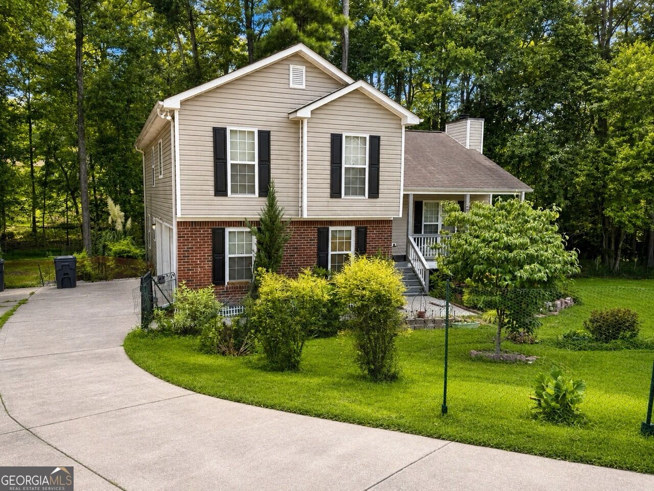 2275 Fortune Drive Property Photo 1