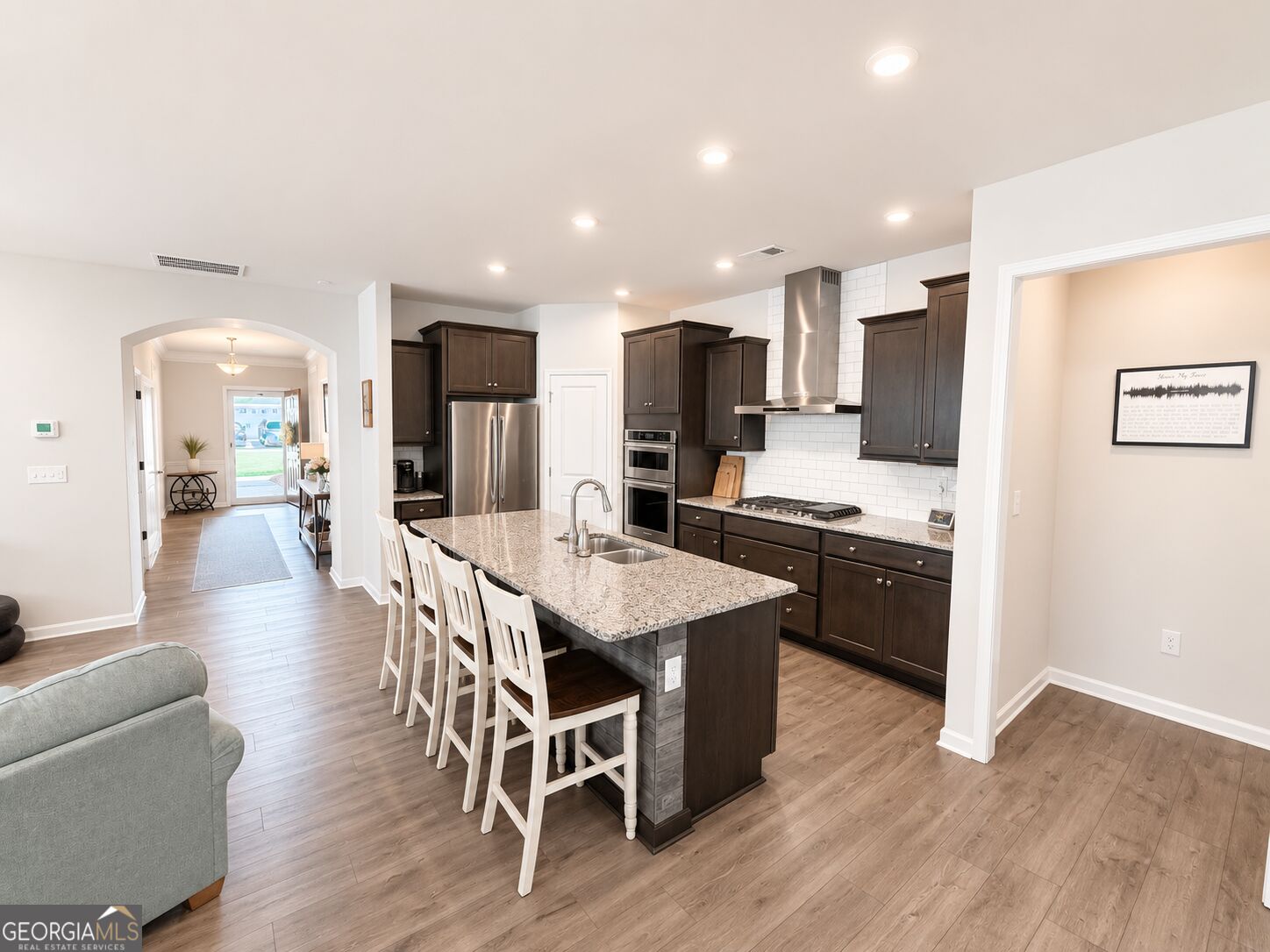 229 Nuttall Drive Property Photo 15