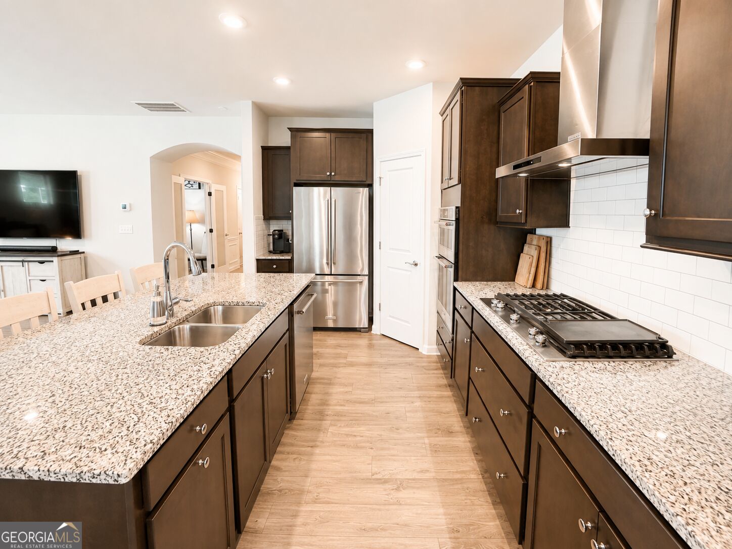 229 Nuttall Drive Property Photo 24
