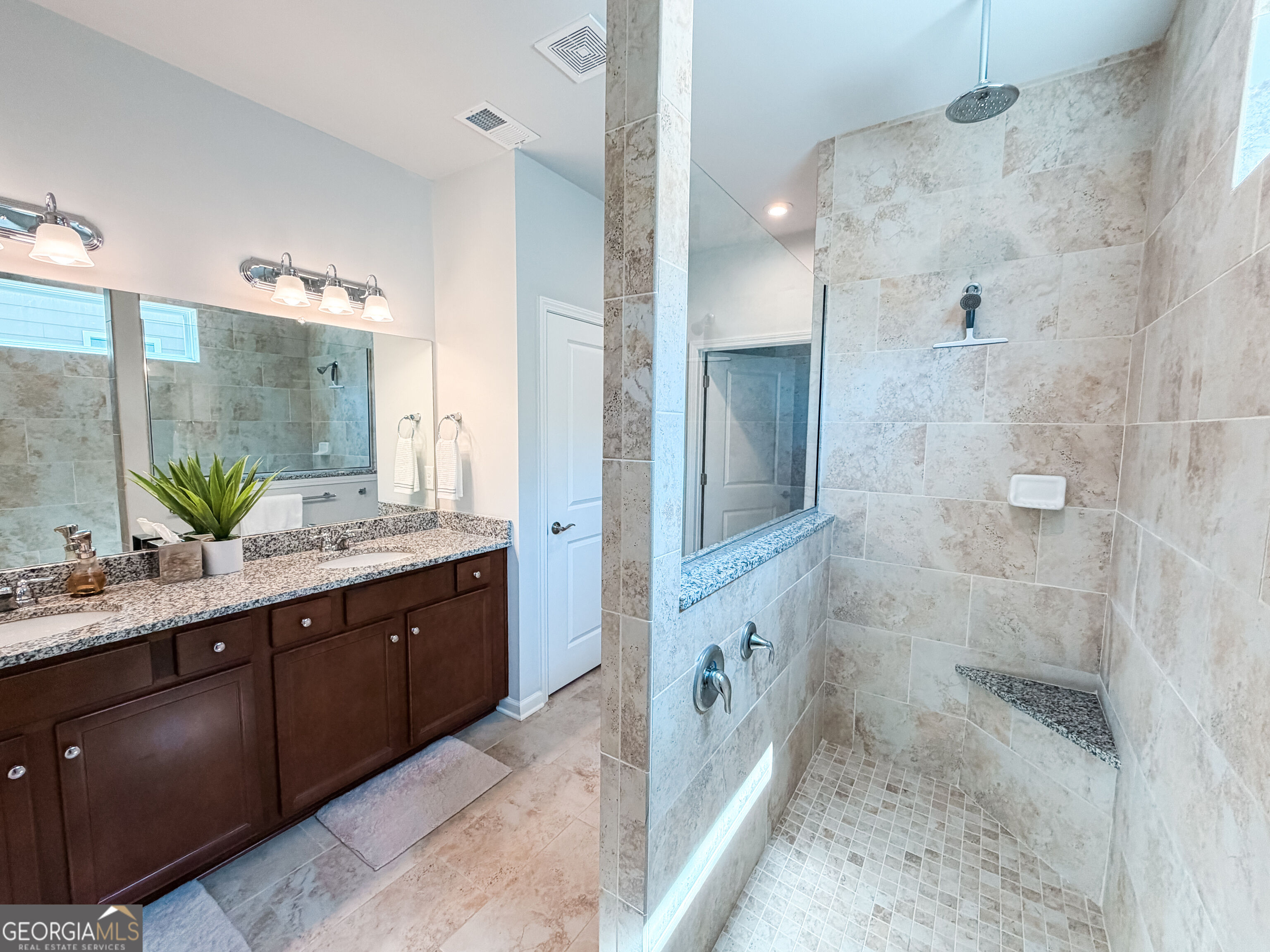 229 Nuttall Drive Property Photo 41