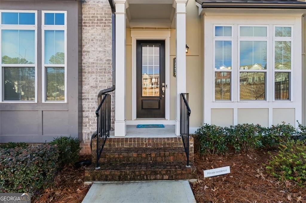 3297 Park Pointe Circle Property Photo 1