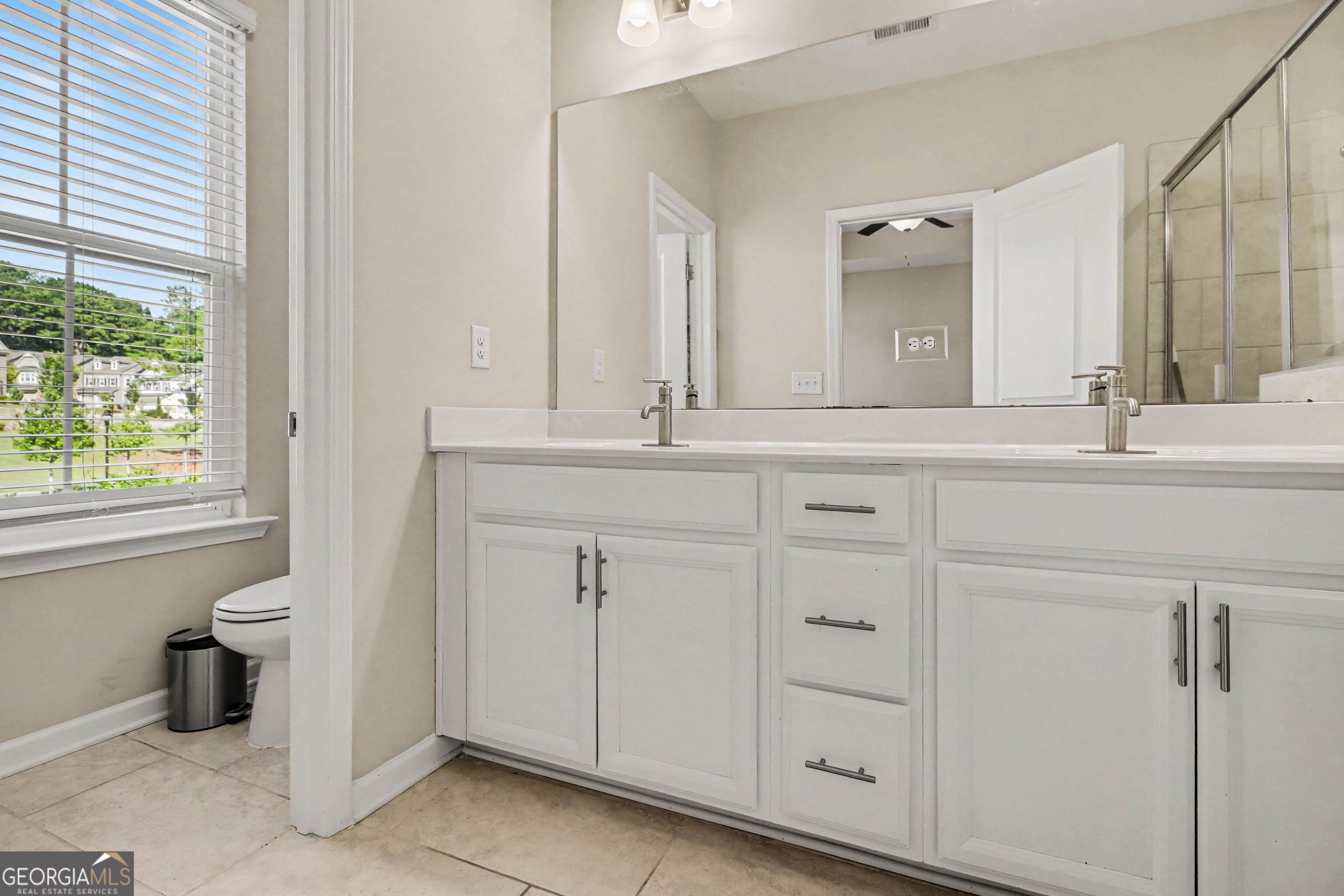 3297 Park Pointe Circle Property Photo 17