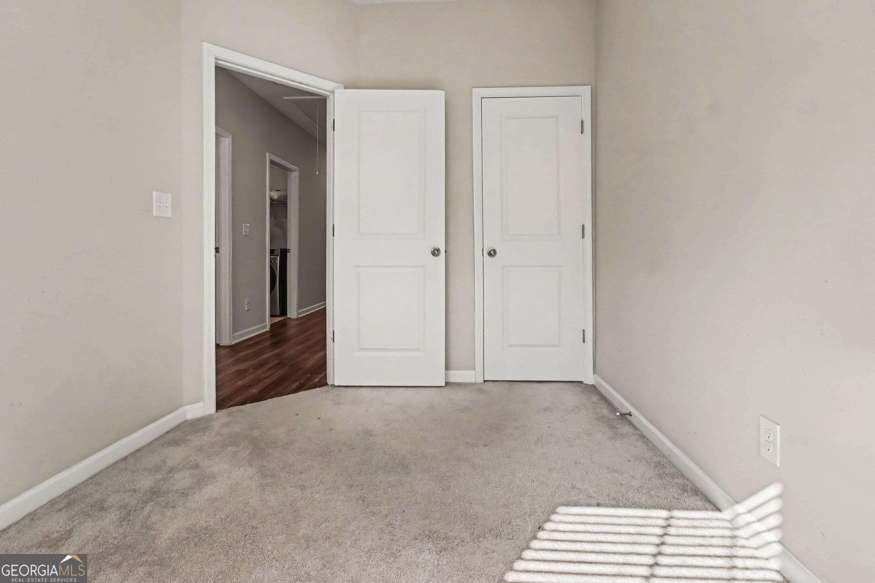 3297 Park Pointe Circle Property Photo 20