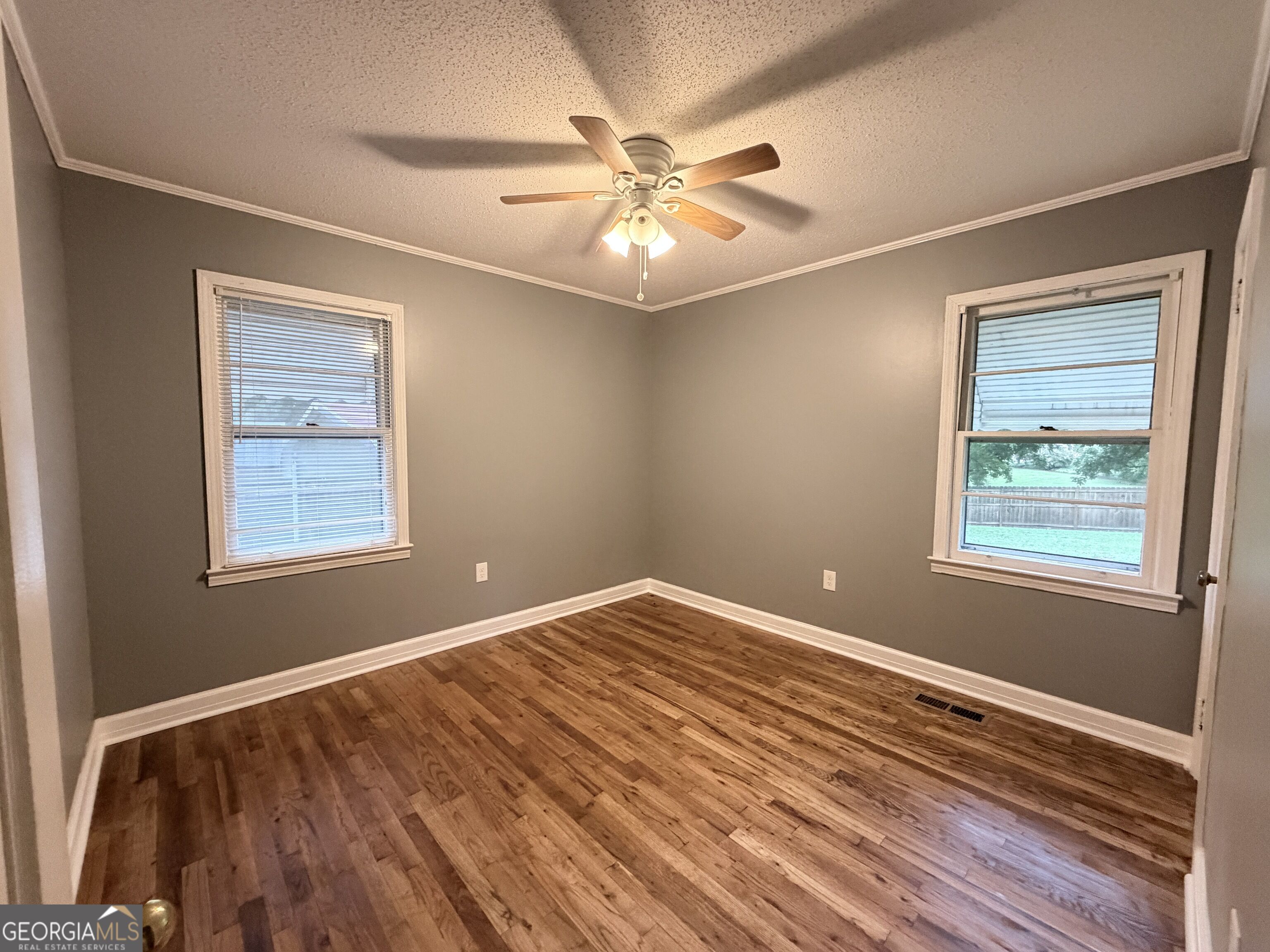 75 Williams Street Property Photo 11