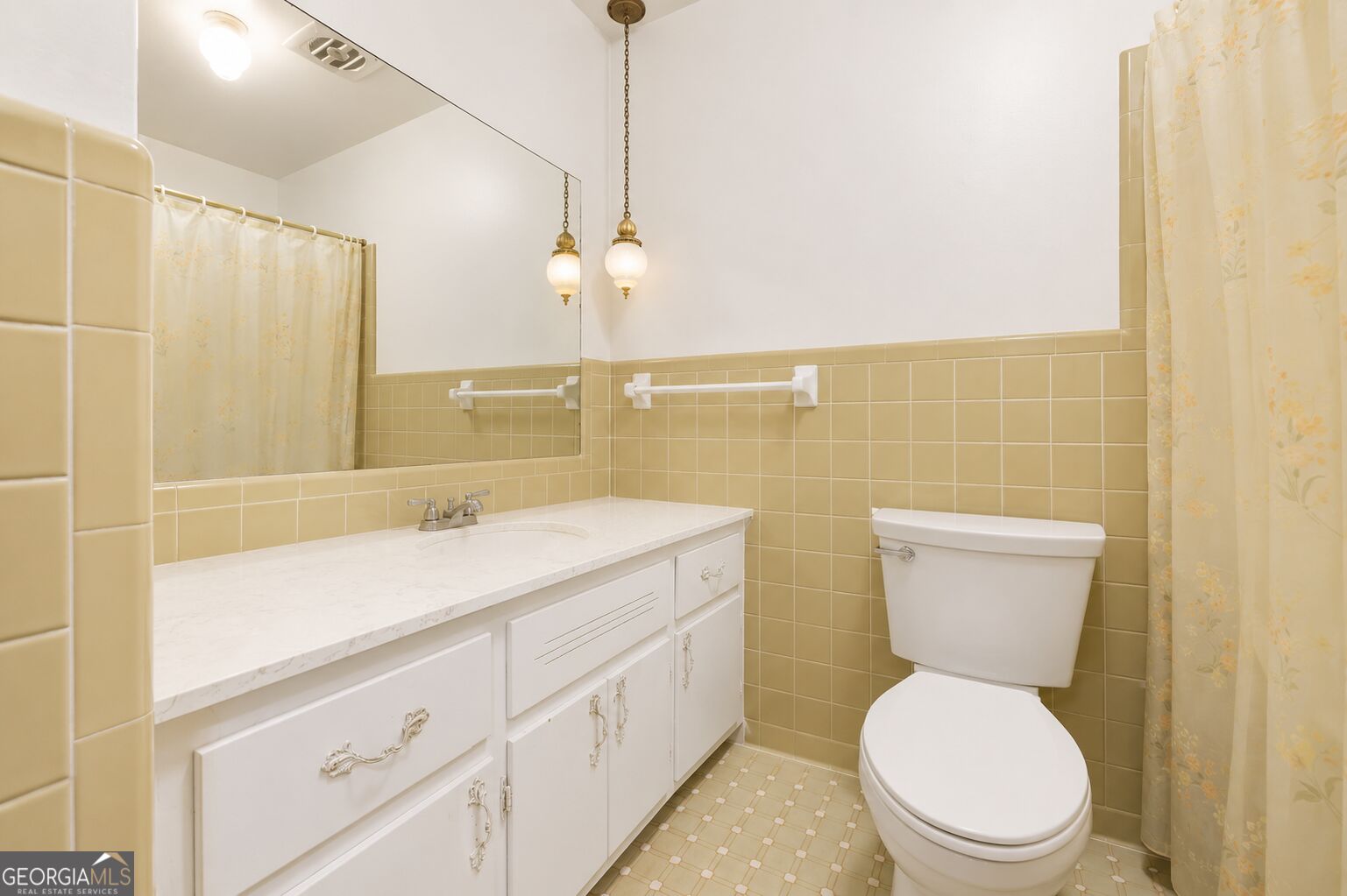 540 Freeman Street Property Photo 15