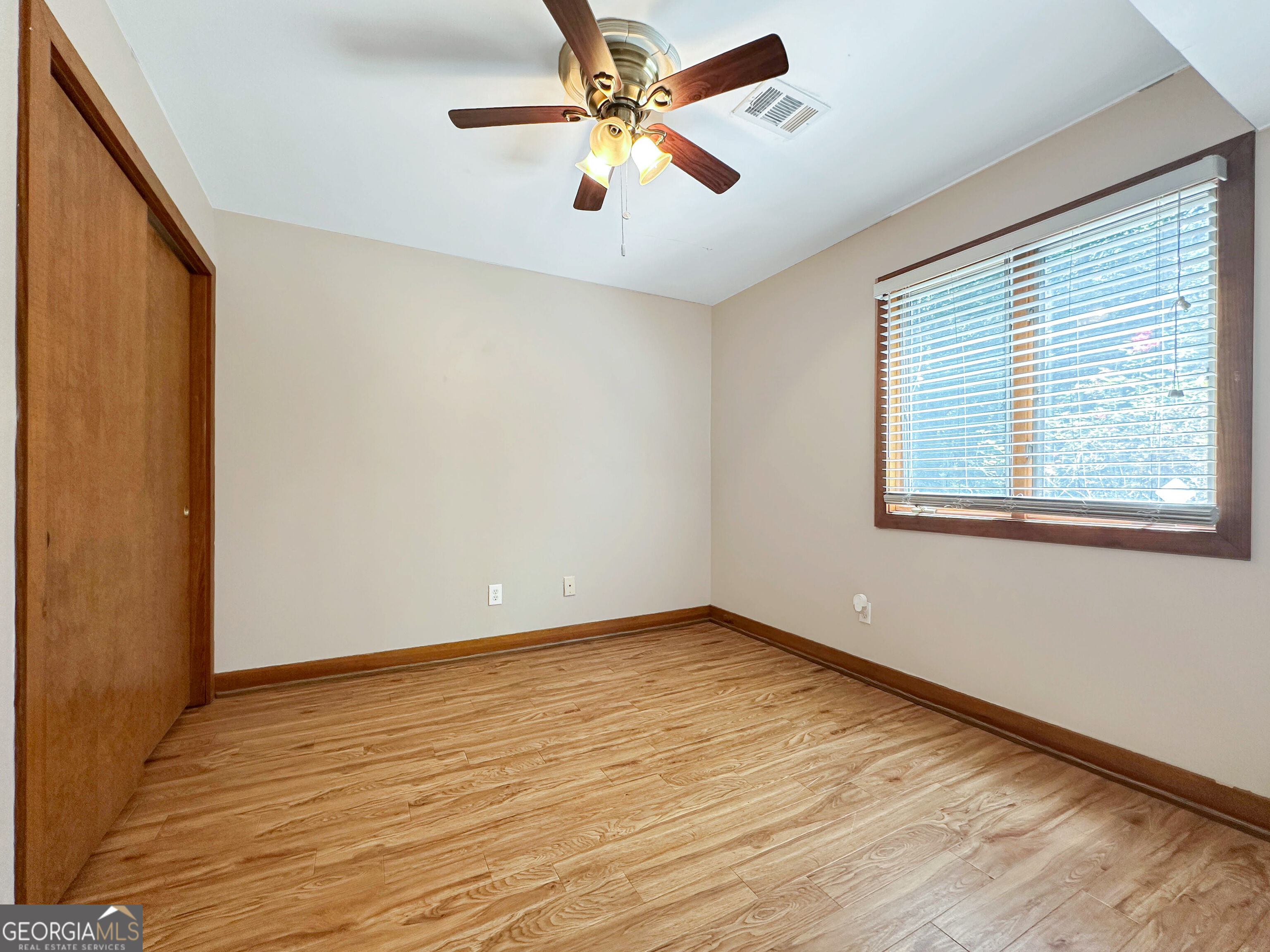 10200 Rivertown Road Property Photo 17