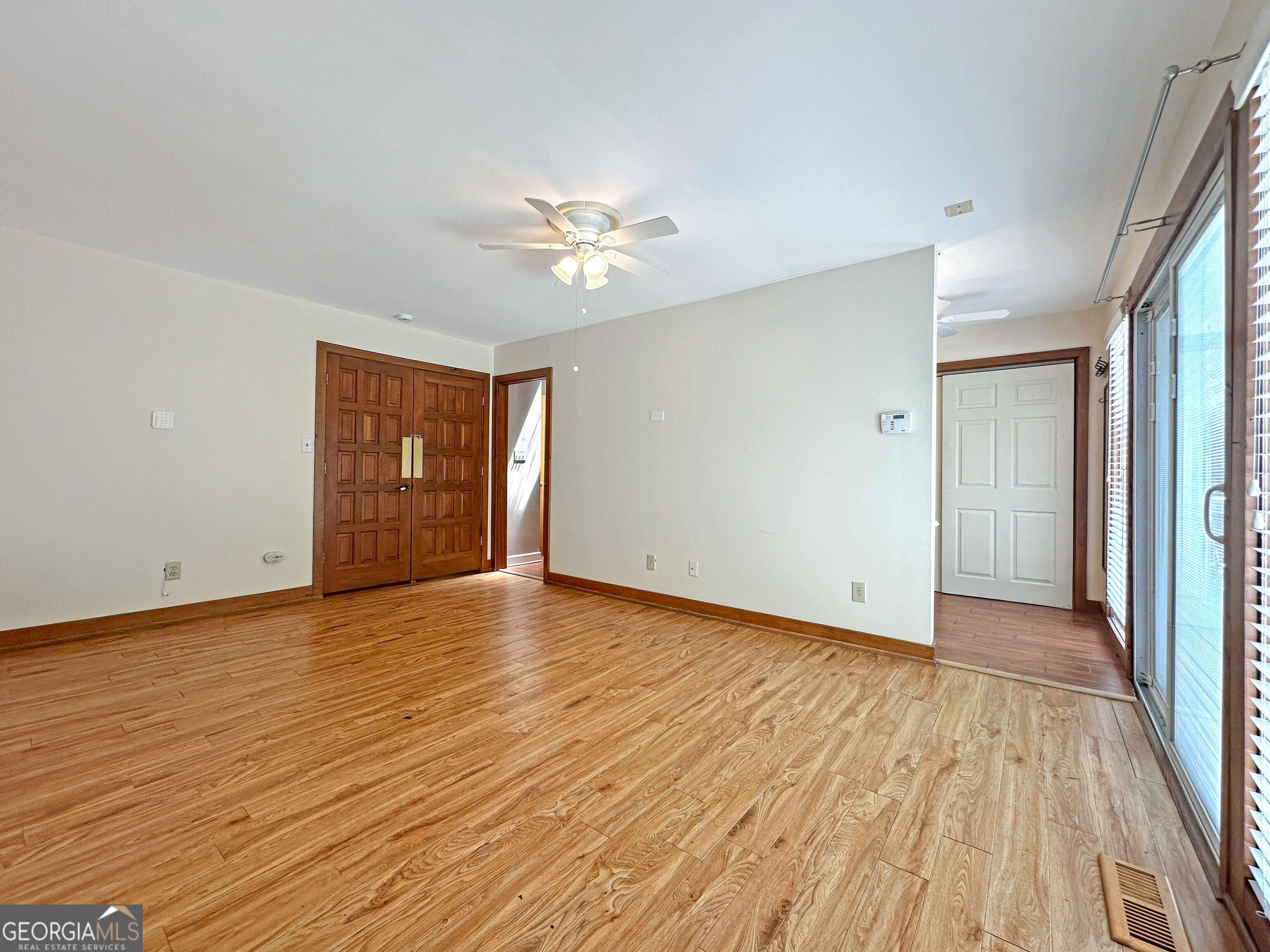 10200 Rivertown Road Property Photo 18
