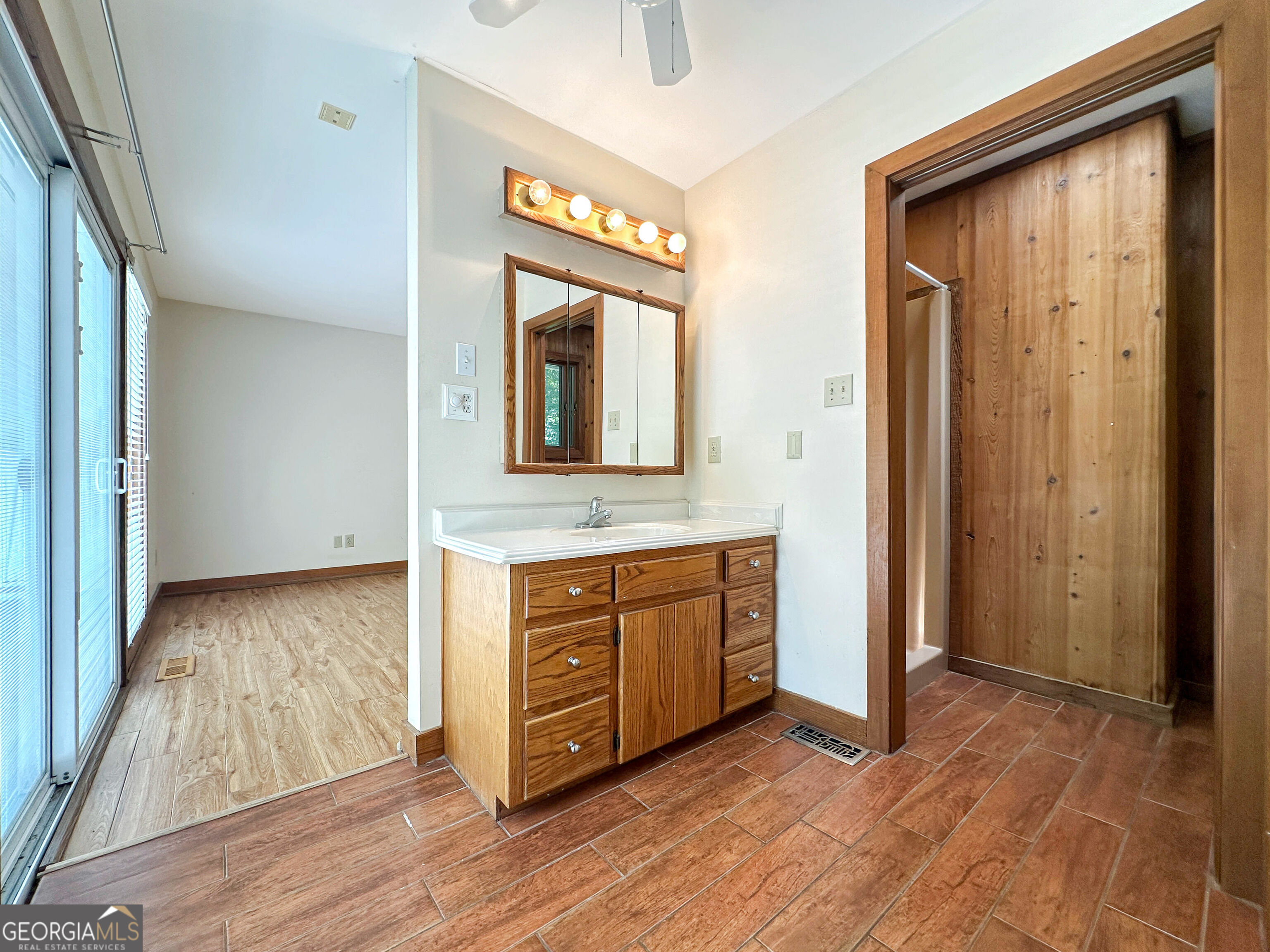 10200 Rivertown Road Property Photo 21