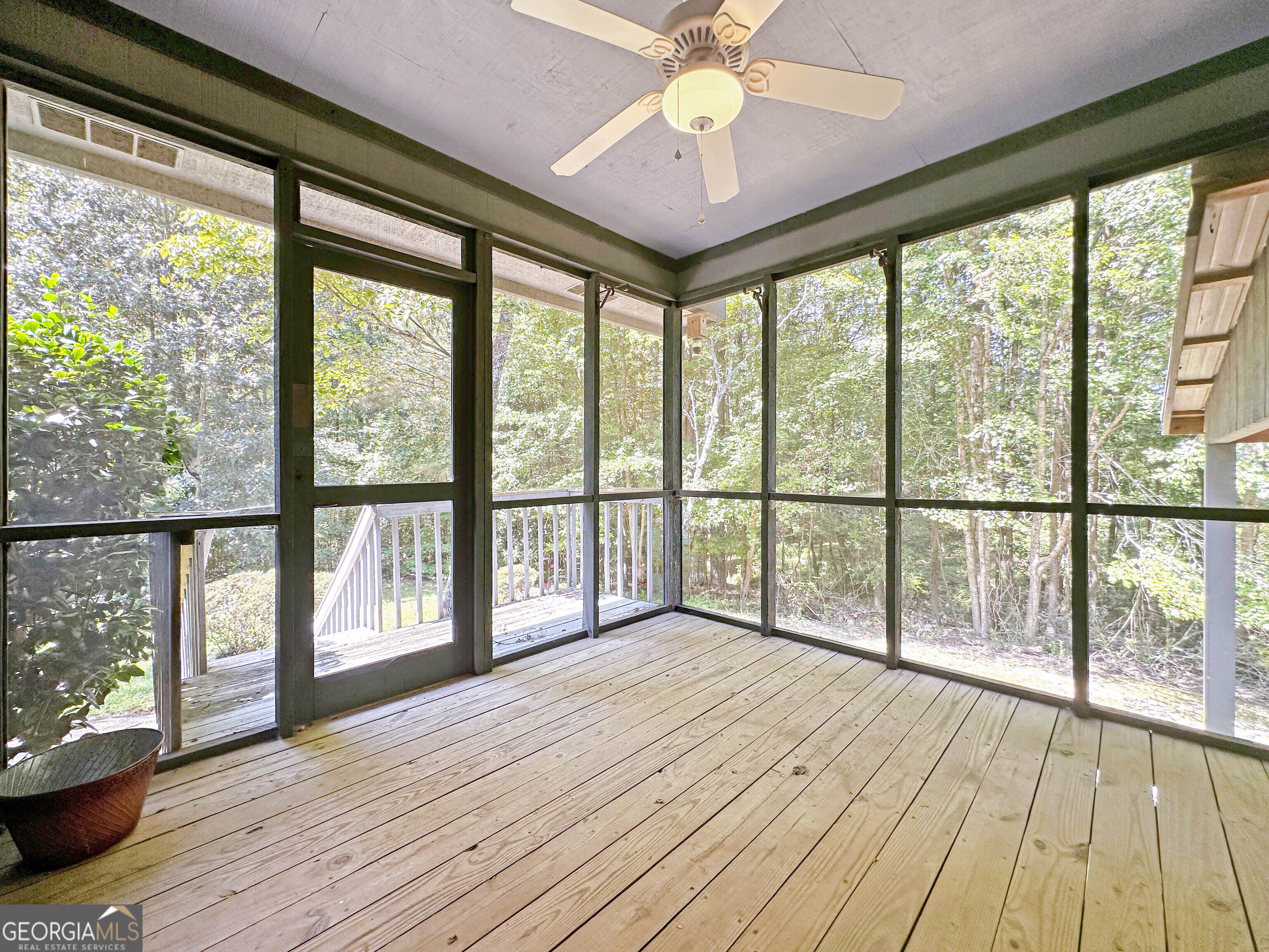 10200 Rivertown Road Property Photo 24