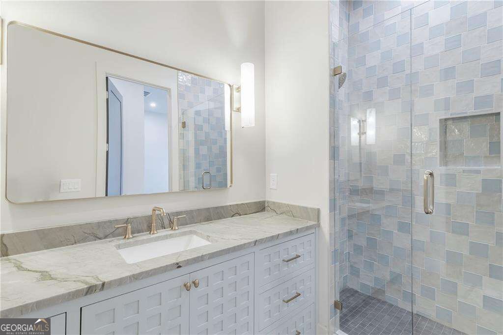 1203 Oglethorpe Avenue Ne Property Photo 7