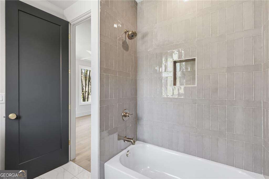 1203 Oglethorpe Avenue Ne Property Photo 44