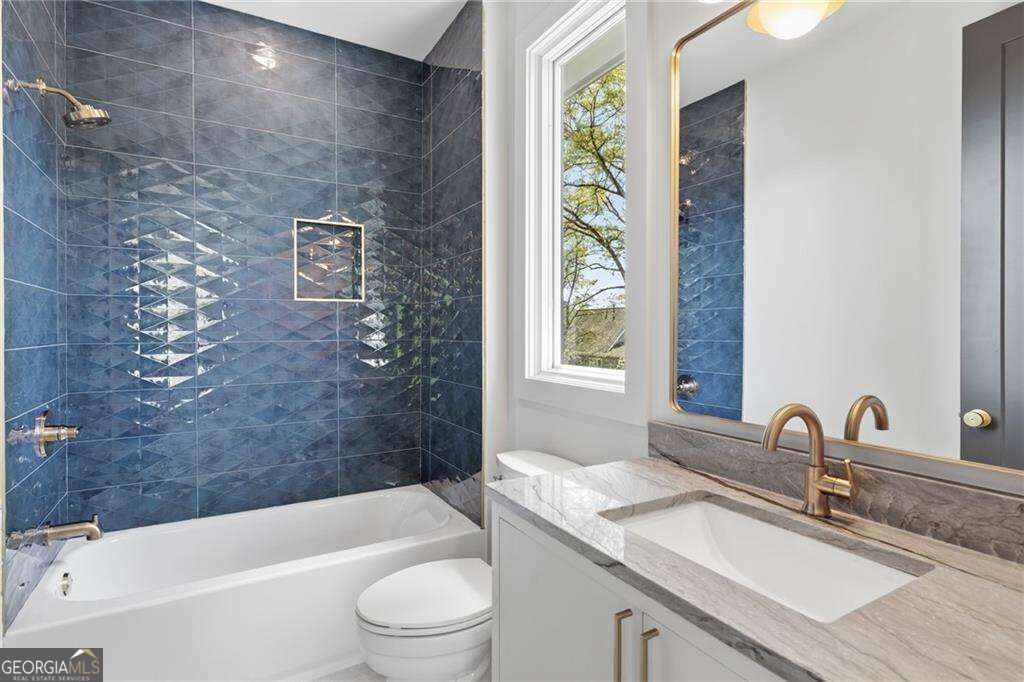 1203 Oglethorpe Avenue Ne Property Photo 48
