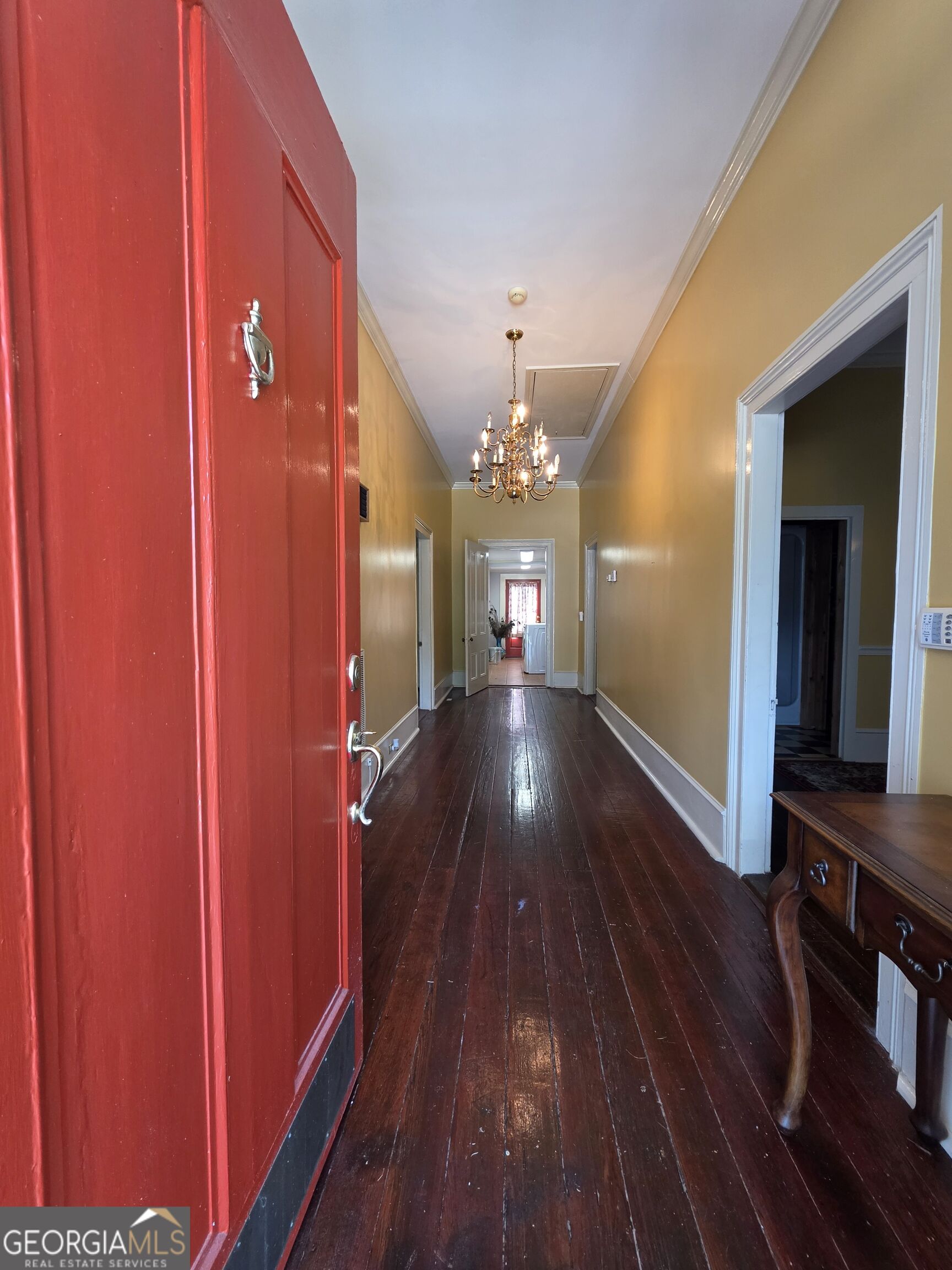 992 Spring Street Property Photo 4