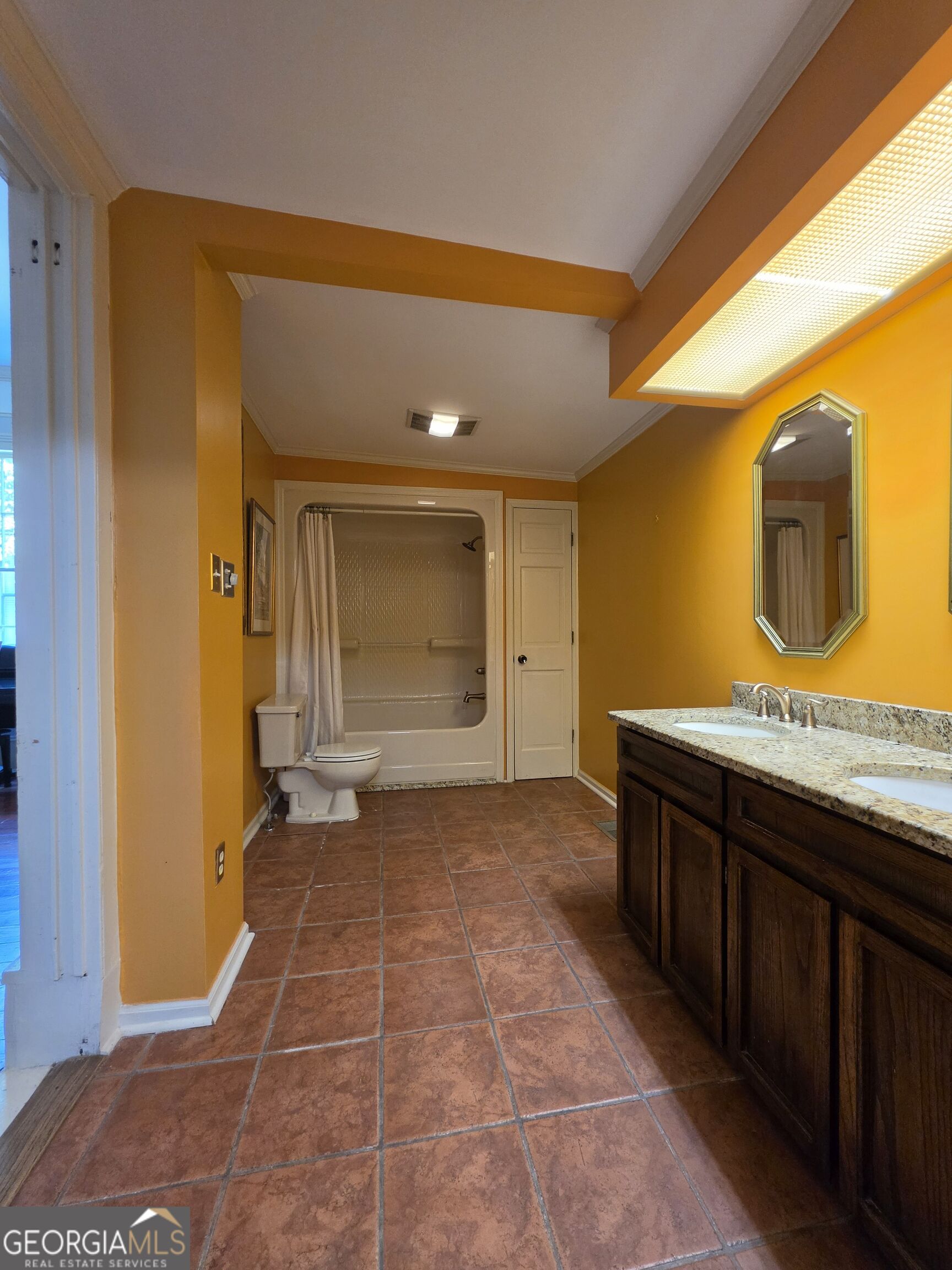 992 Spring Street Property Photo 11