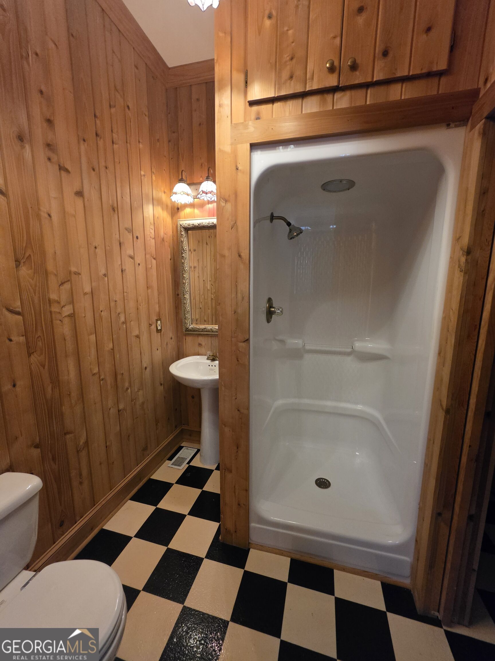992 Spring Street Property Photo 12