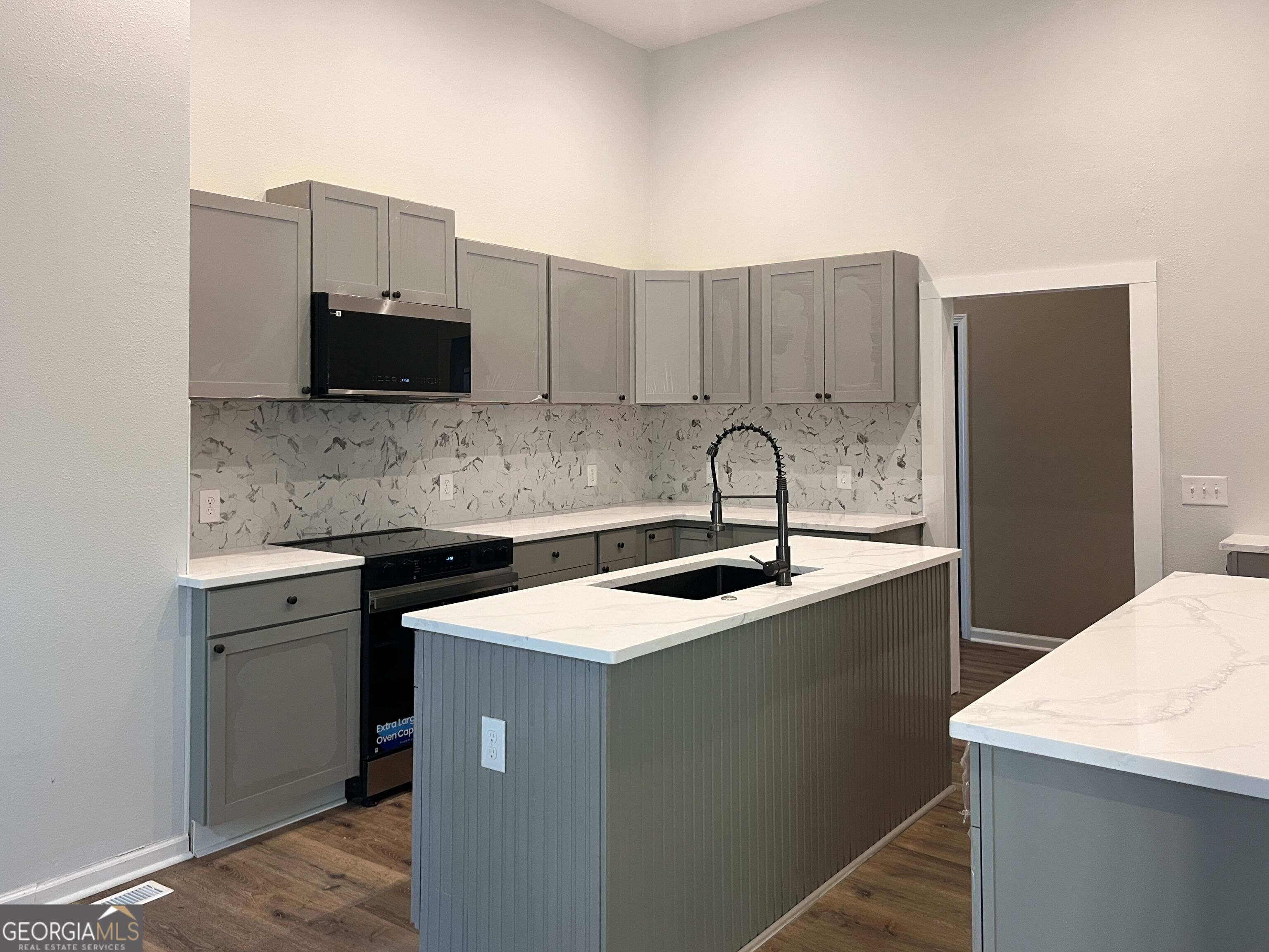 599 Chambers Road Property Photo 16