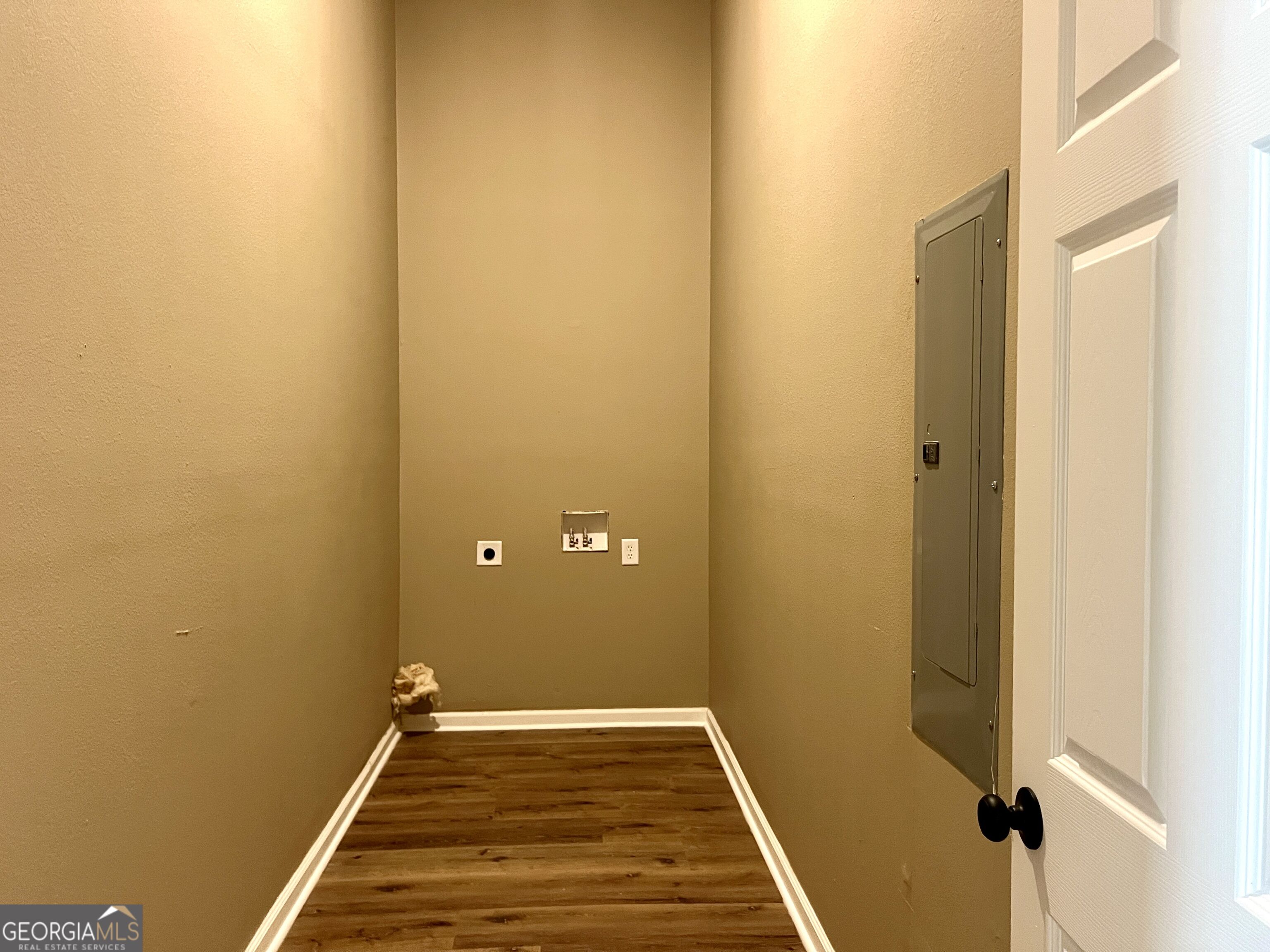 599 Chambers Road Property Photo 37
