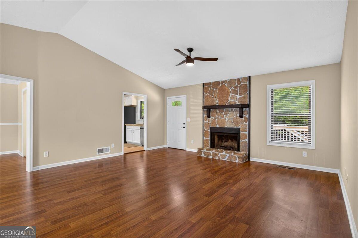 260 Park Avenue Property Photo 3