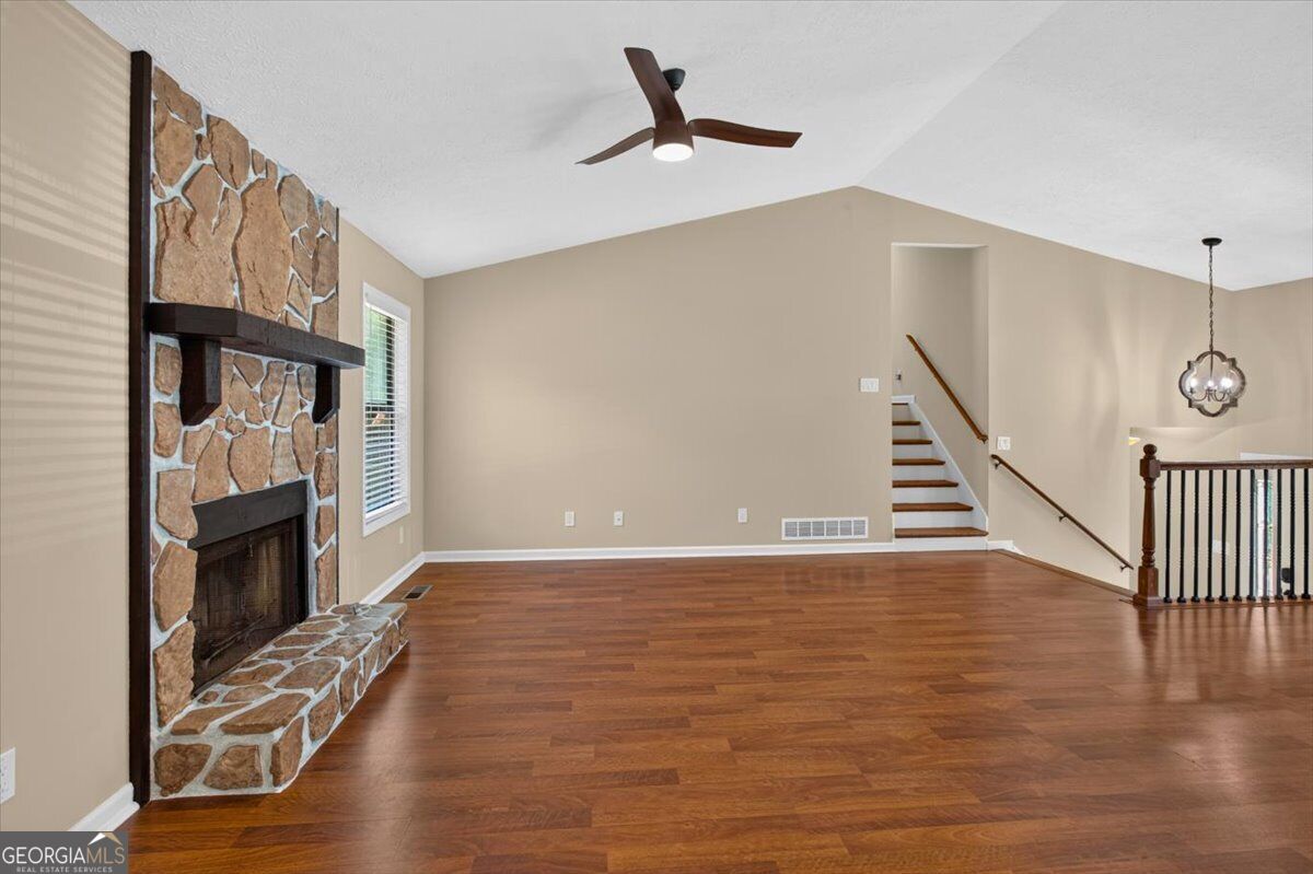 260 Park Avenue Property Photo 9