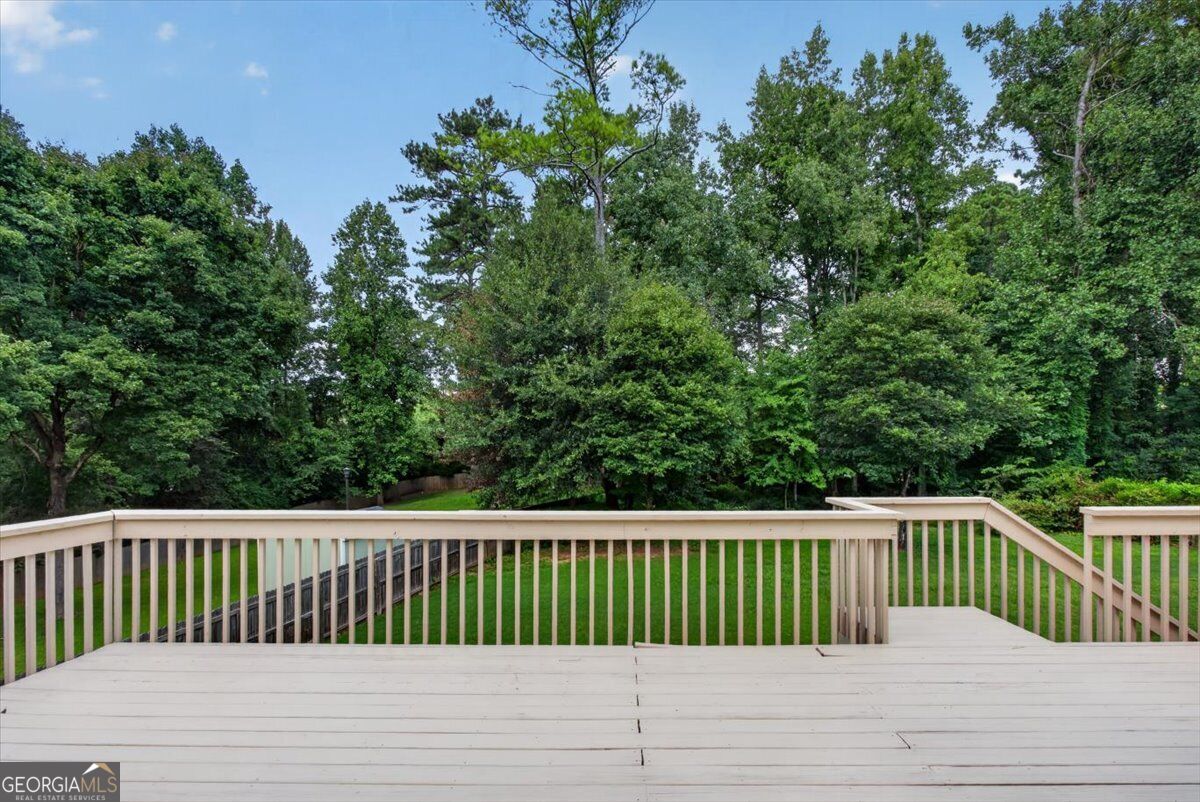 260 Park Avenue Property Photo 37