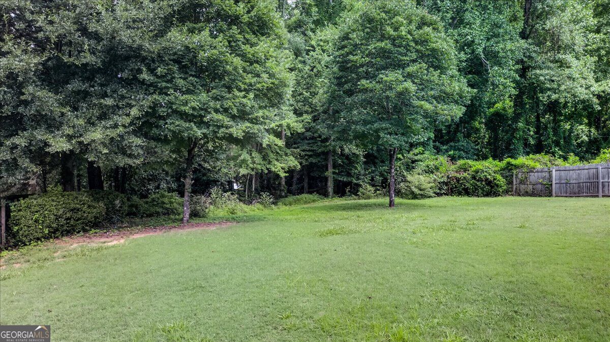 260 Park Avenue Property Photo 43