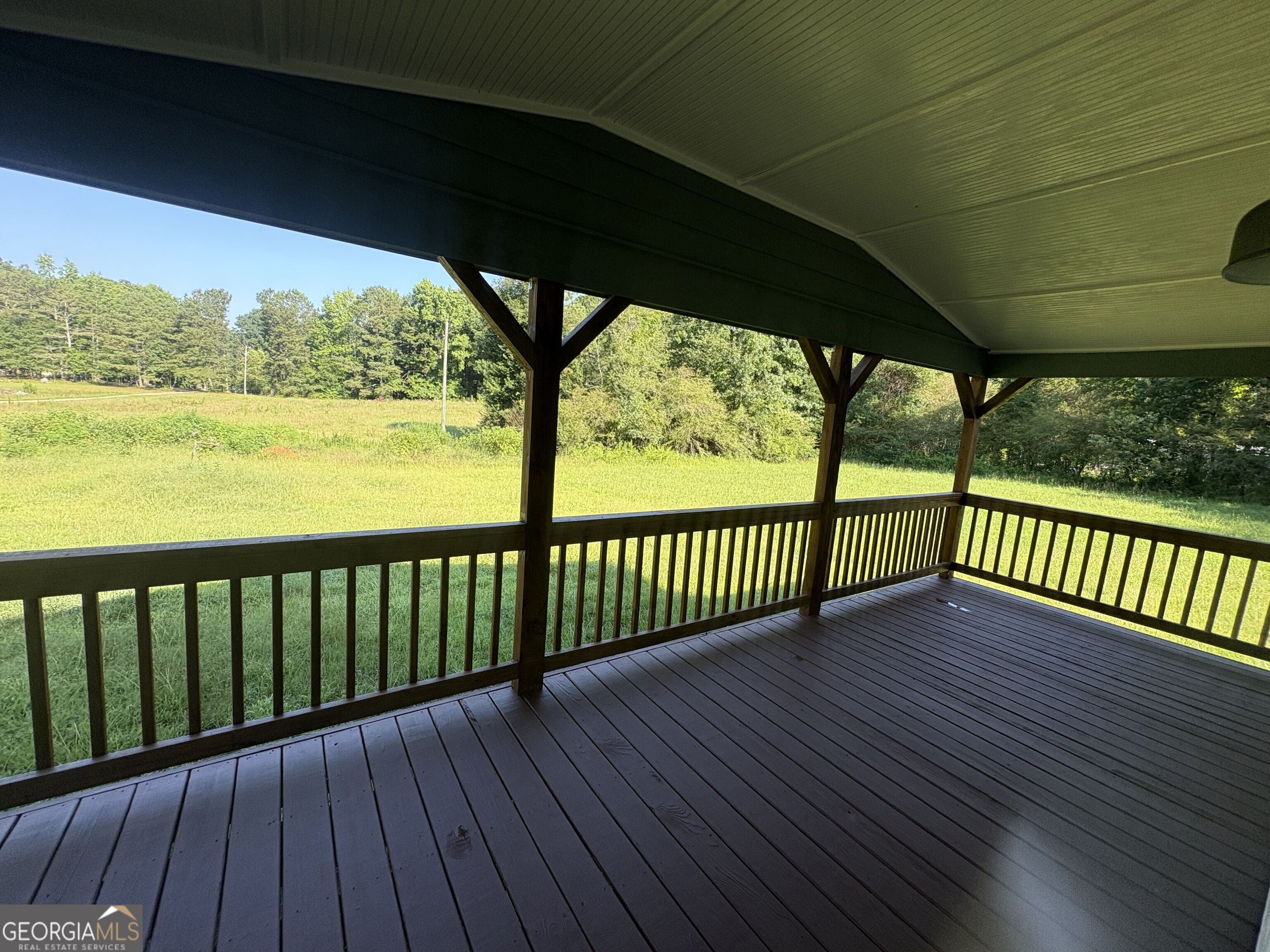 2032 Four Notch Road Property Photo 2