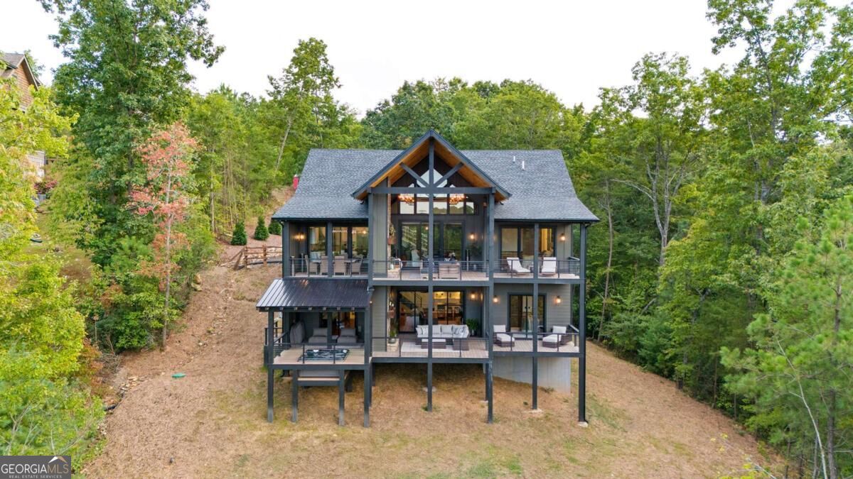 133 Amber Ridge Property Photo 2