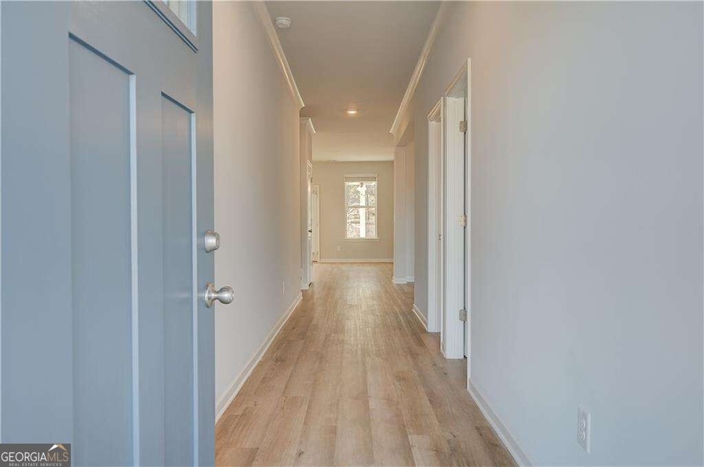 163 Dalston Cove Property Photo 4