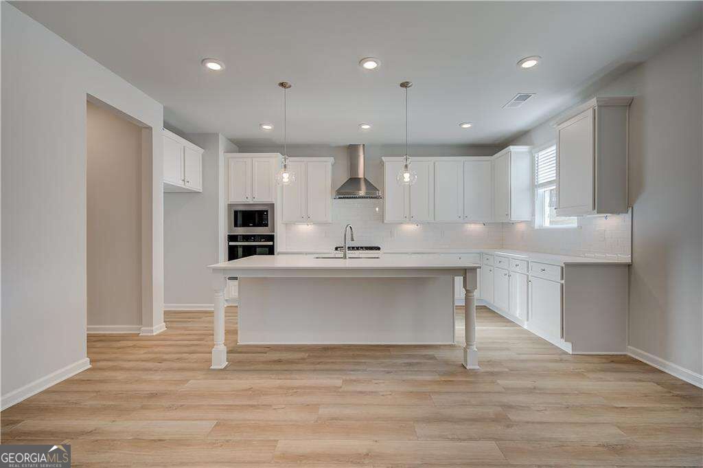 163 Dalston Cove Property Photo 9
