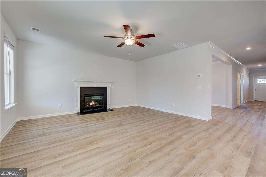 163 Dalston Cove Property Photo 13
