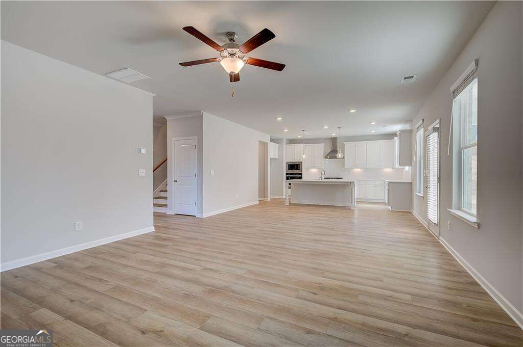 163 Dalston Cove Property Photo 15